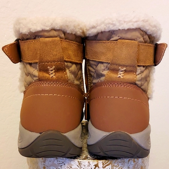 Unisex Easy Spirit Seelk Snow Boot - Picture 6 of 12